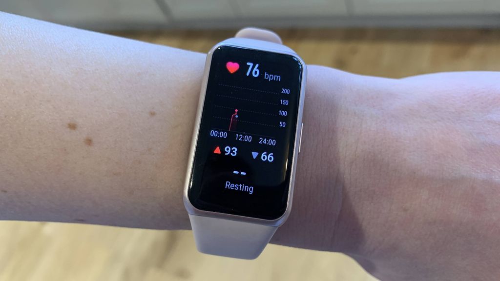 Honor Band 7 review: Budget-friendly fitness tracker with great ...