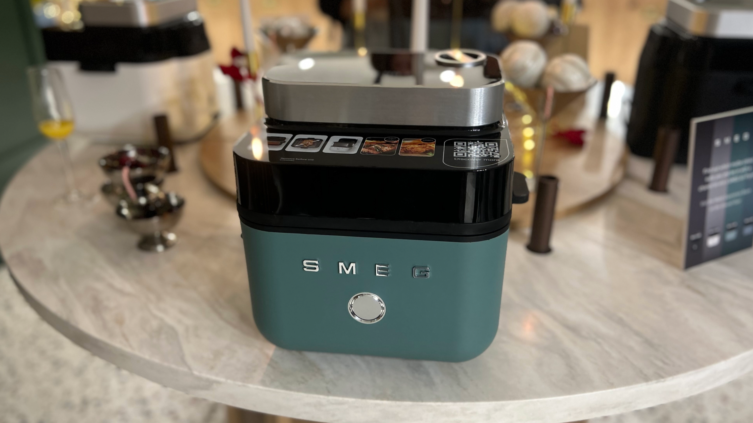 Smeg air fryer first look 