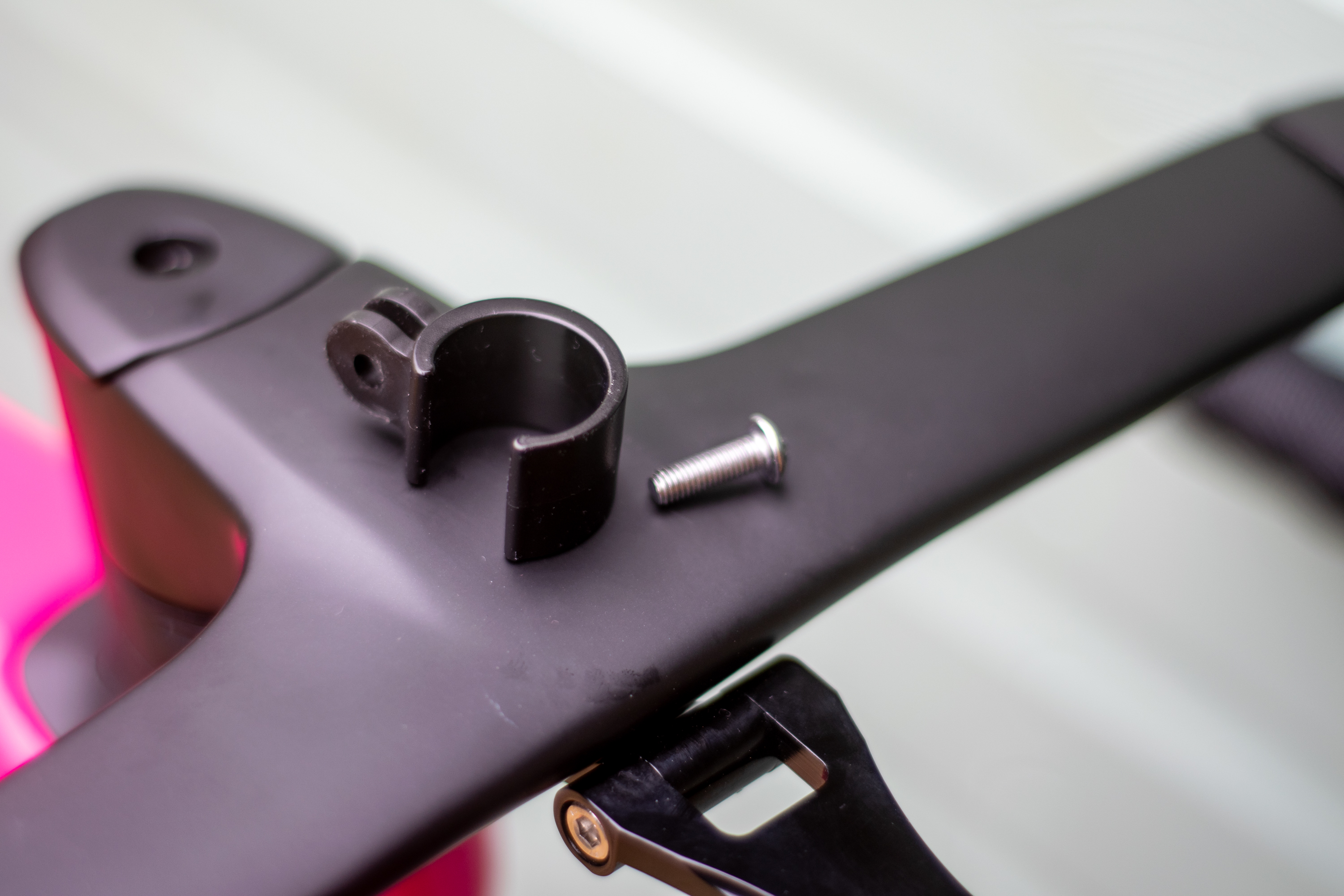 An Exposure light bracket