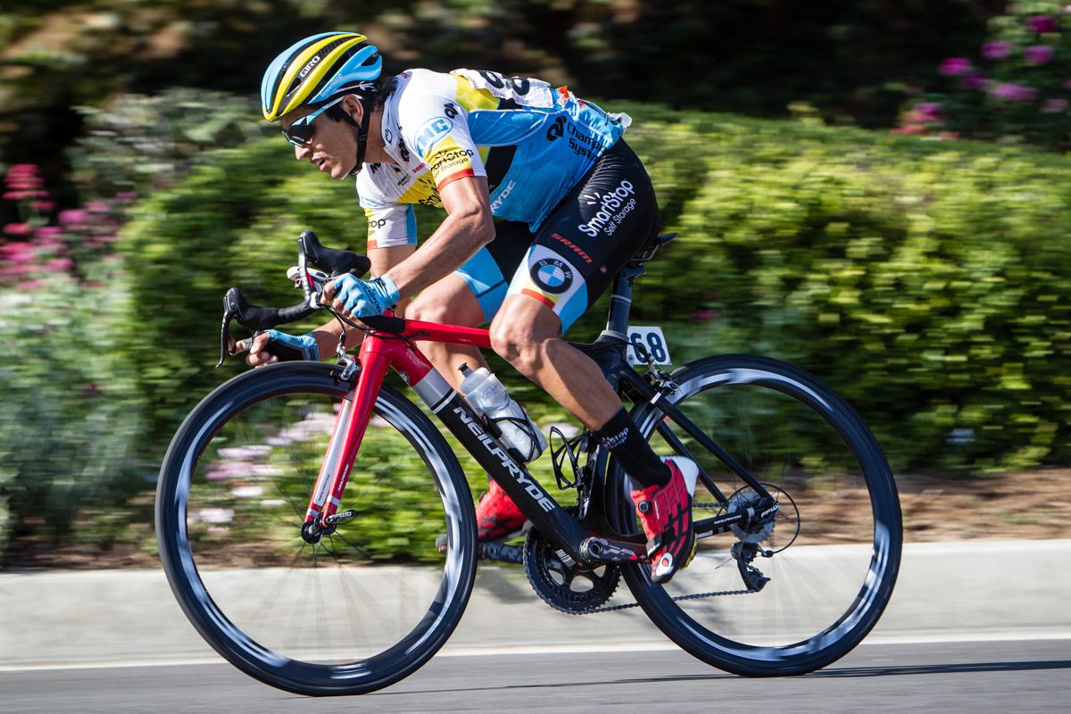 Flavio Deluna (SmartStop) riding off the front.