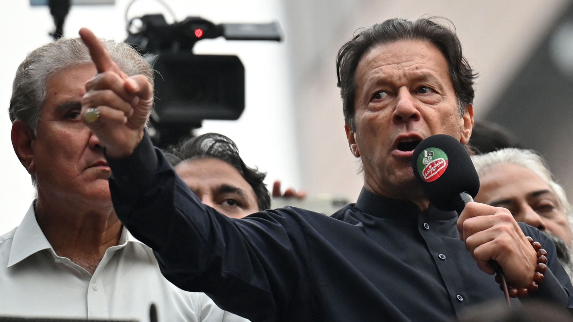 Imran Khan speaking to supporters in 2022