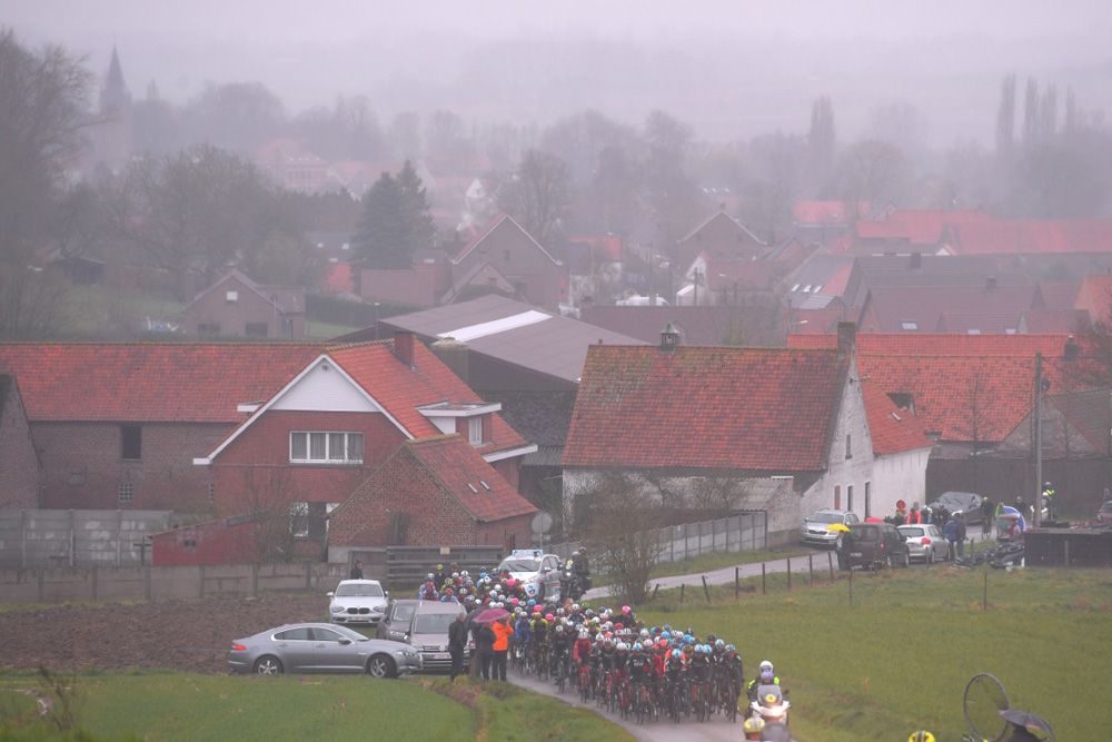 The rain made Dwars door Vlaanderen a day for the hard men