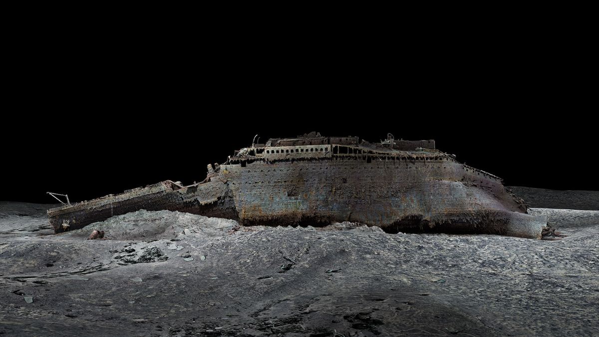 Digital 'resurrection' of the Titanic sheds light on fateful night the ship tore apart