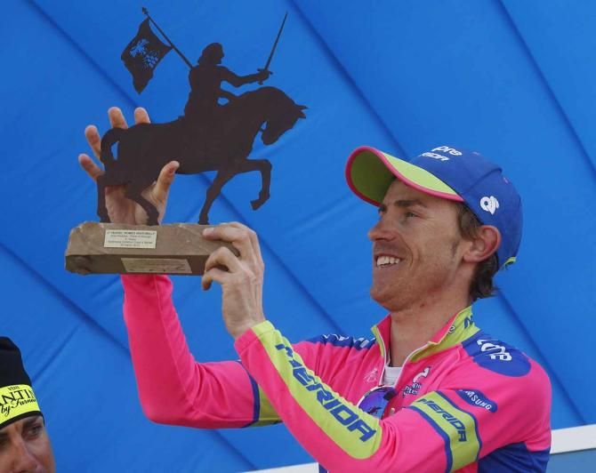Another trophy for Damiano Cunego (Lampre Merida).