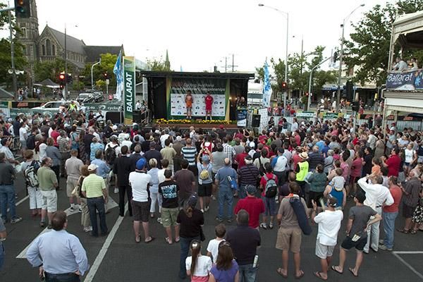 A good crowd had gathered for the podium presentations to the mens' elite criterium.