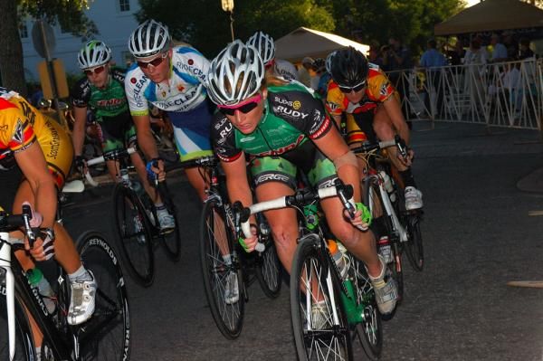 The road narrowed considerably turning into the finishing straight