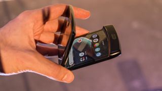 Motorola RAZR review