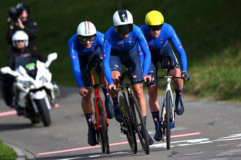 ZURICH SWITZERLAND SEPTEMBER 25 Edoardo Affini Mattia Cattaneo and Filippo Ganna of Team Italy sprint during the 97th UCI Cycling World Championships Zurich 2024 Mixed Relay Team Time Trial a 537km one day race from Zurich to Zurich on September 25 2024 in Zurich Switzerland Photo by Dario BelingheriGetty Images