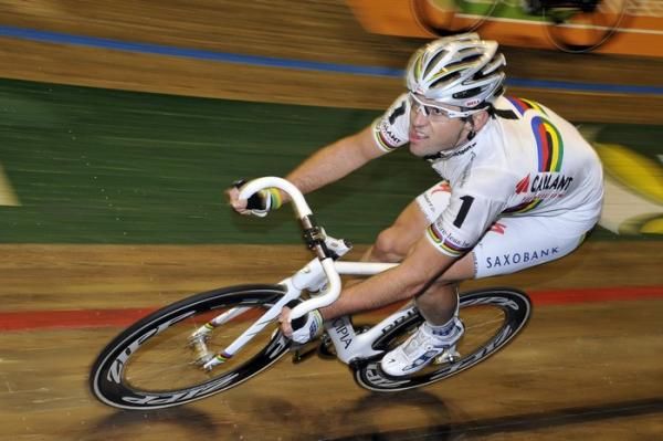 World Madison Champions Alex Rasmussen (pictured) and Michael Morkov are closing on Keisse and Kluge.