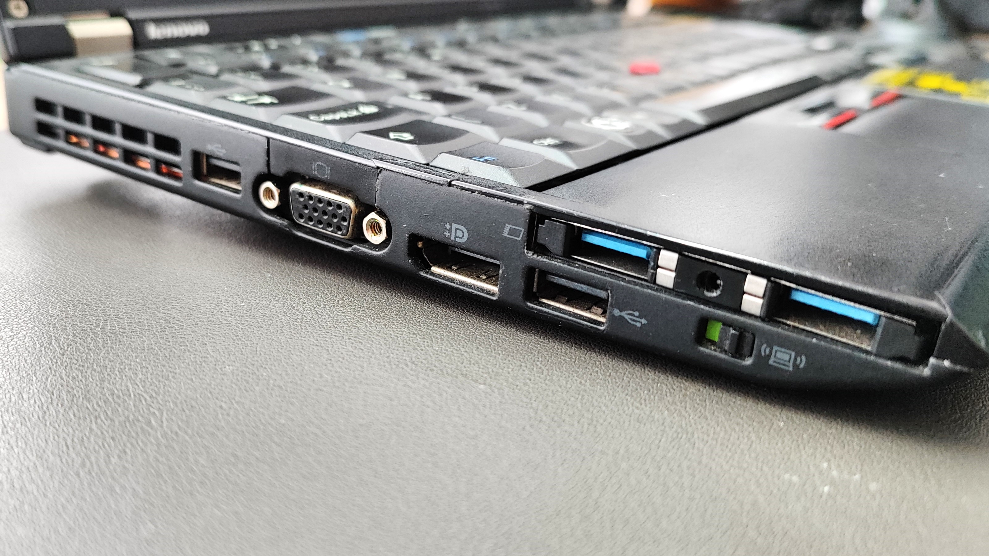 Lenovo X220