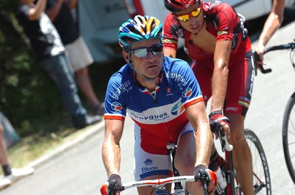 Thomas Voeckler (Bbox Bouygues Telecom) leads the break.