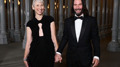 Alexandra Grant and Keanu Reeves, wearing Gucci, attend the 2023 LACMA Art+Film Gala, Presented By Gucci at Los Angeles County Museum of Art on November 04, 2023 in Los Angeles, California