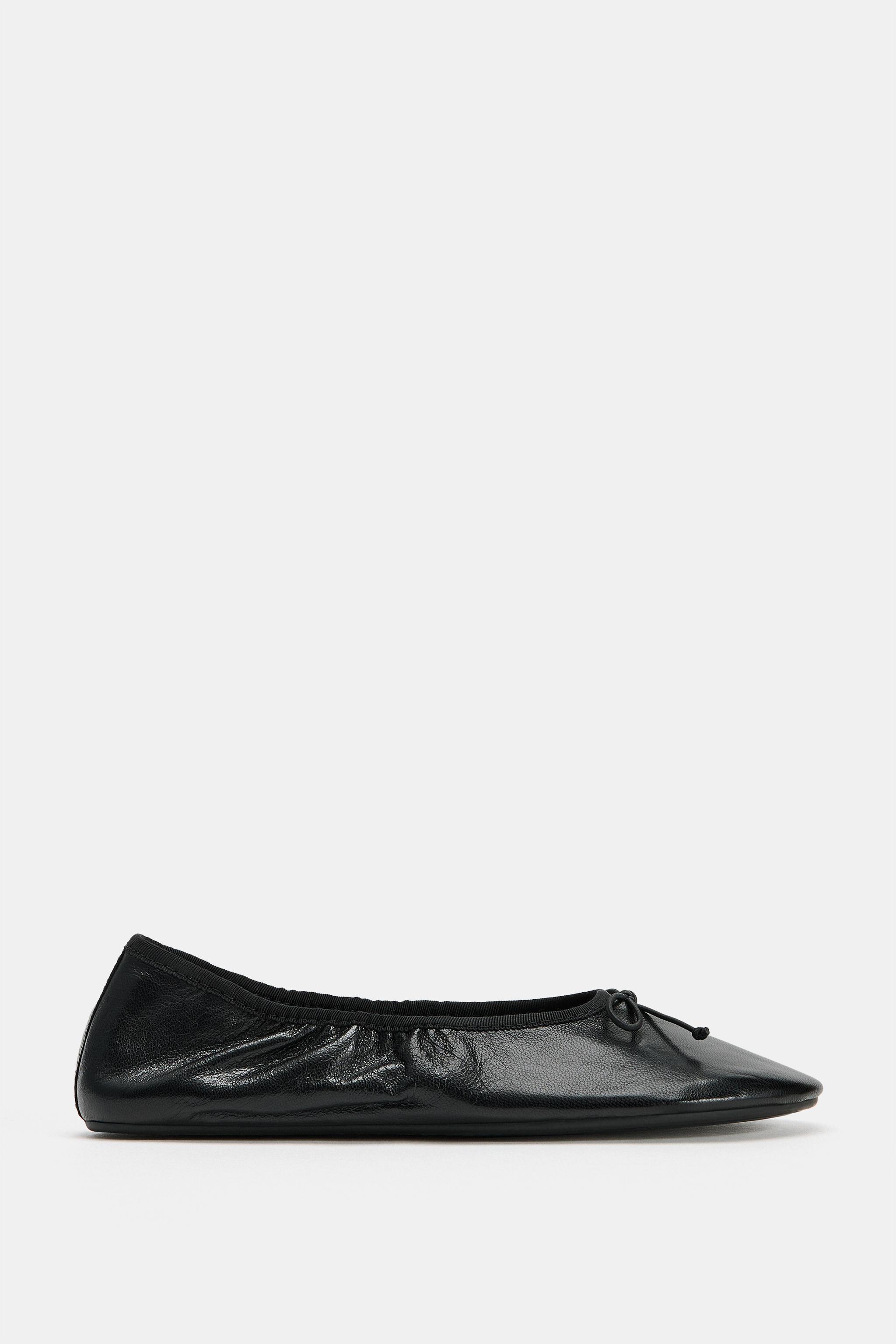Ruffled Leather Ballet Flats - Black - 5