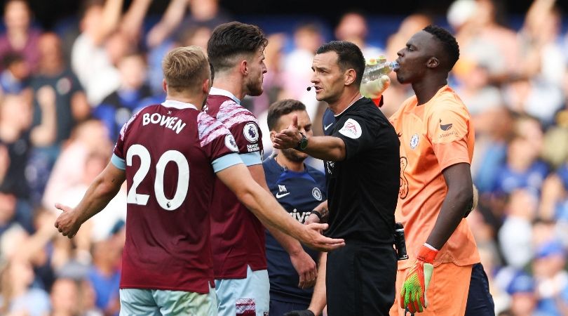 West Ham midfielder Declan Rice speaks to the referee after Maxwel Cornet&#039;s late strike is ruled out by VAR in the 2-1 defeat against Chelsea.