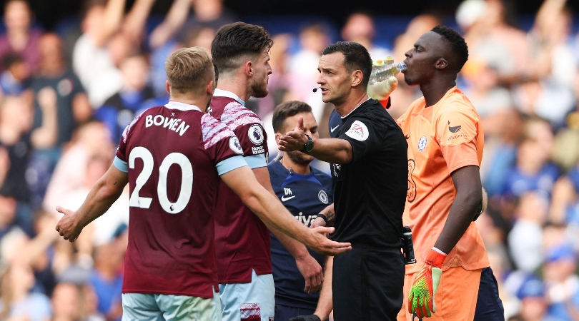 West Ham midfielder Declan Rice speaks to the referee after Maxwel Cornet&#039;s late strike is ruled out by VAR in the 2-1 defeat against Chelsea.
