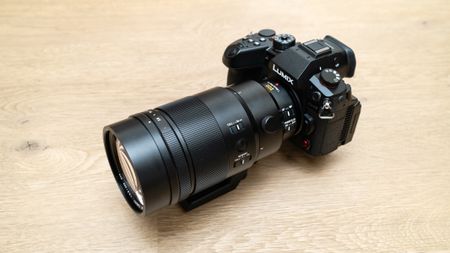 Panasonic Leica DG Elmarit 200mm f/2.8 POWER O.I.S attached to a Panasonic GH7