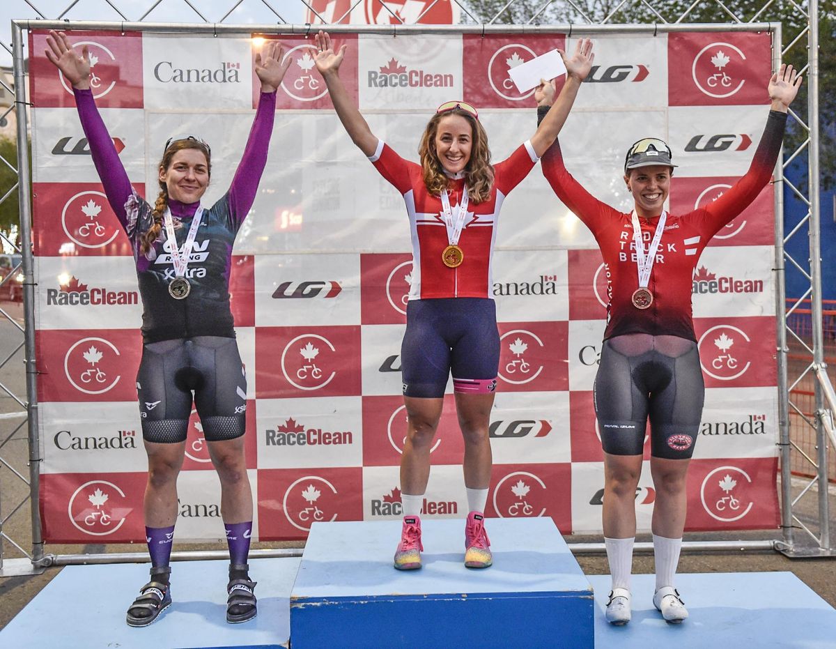l to r: Alison Jackson, Maggie Coles-Lyster, Holly Simonson