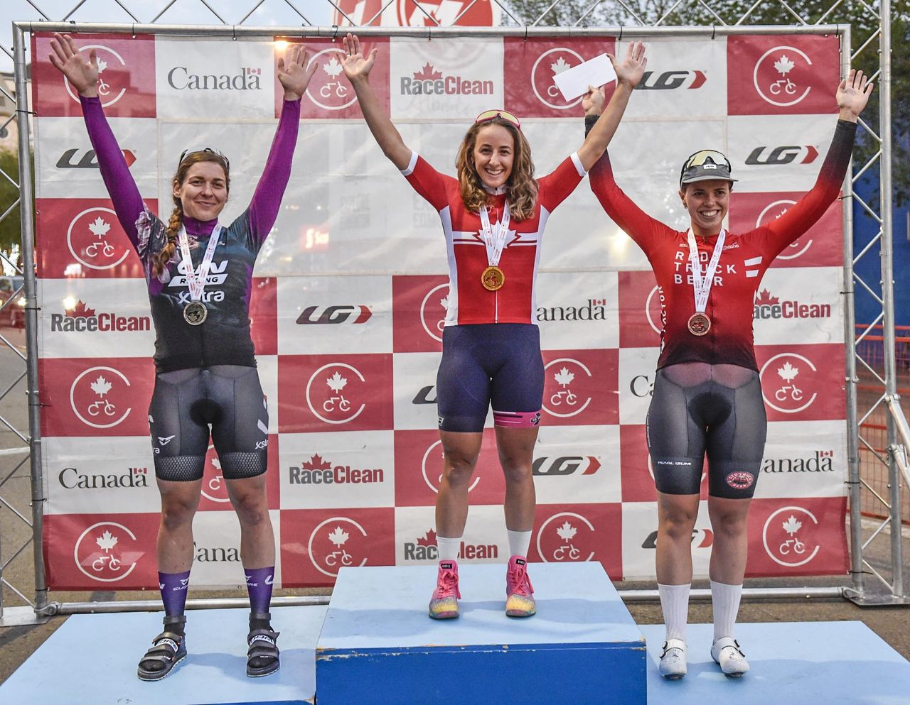 l to r: Alison Jackson, Maggie Coles-Lyster, Holly Simonson