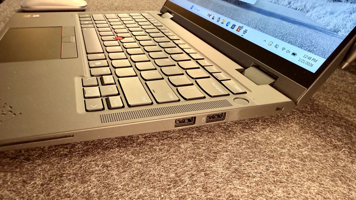 Lenovo | ThinkPad T14s 2-in-1 Gen 1