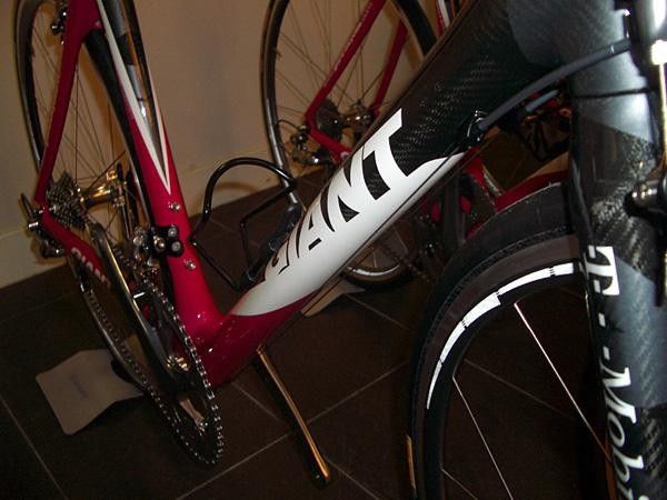 New Giant graphics on the new shaped downtube