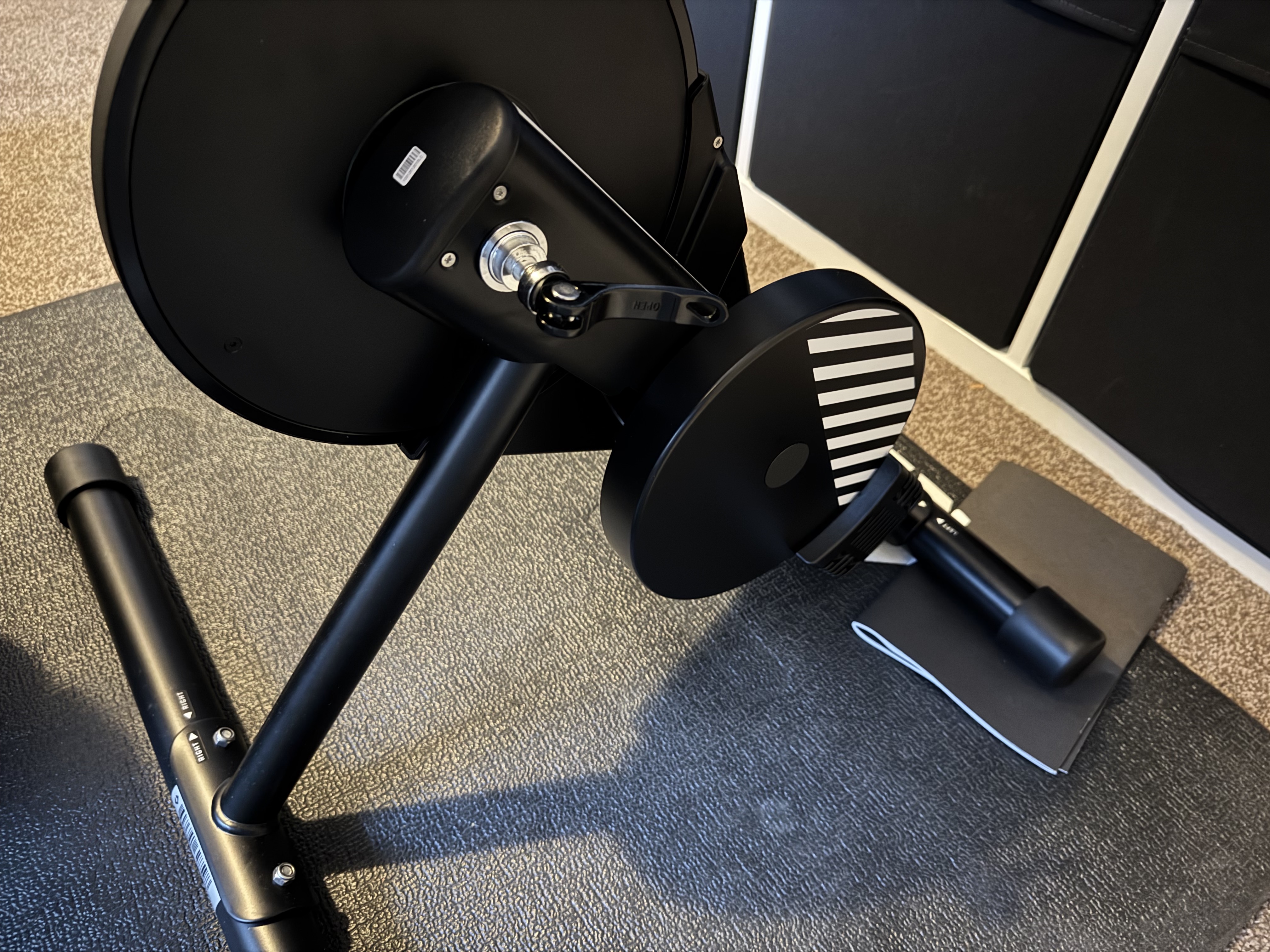 Van Rysel D100 Trainer with Zwift Cog