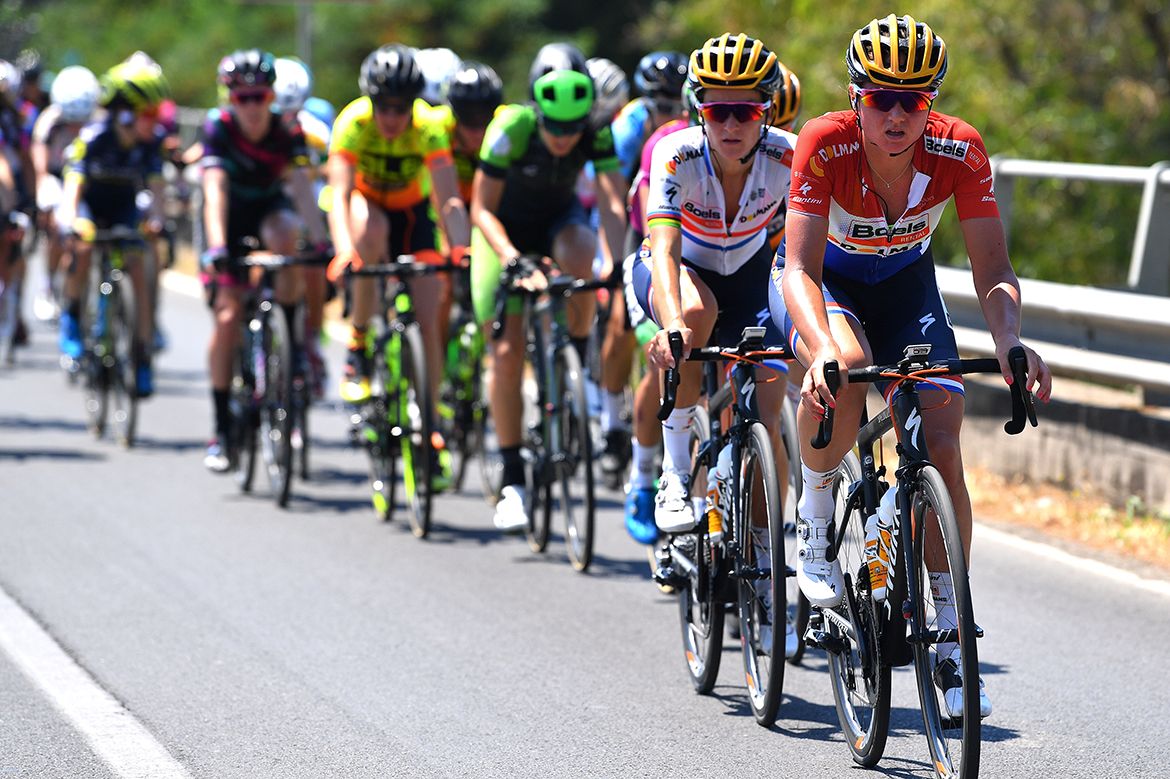 Chantal Blaak (Boels Dolmans) leads the peloton