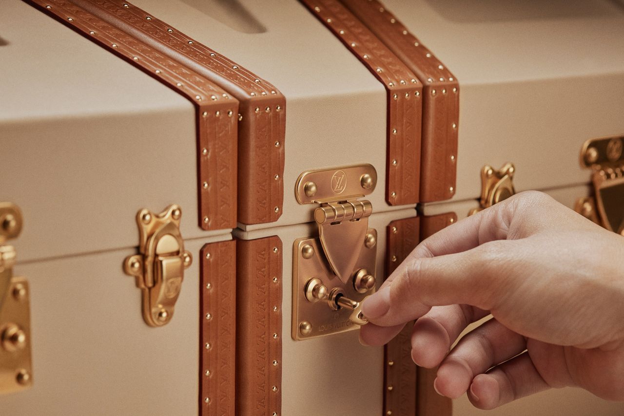 Creating the accessory set for the Classic Turbo created by Singer and Louis Vuitton