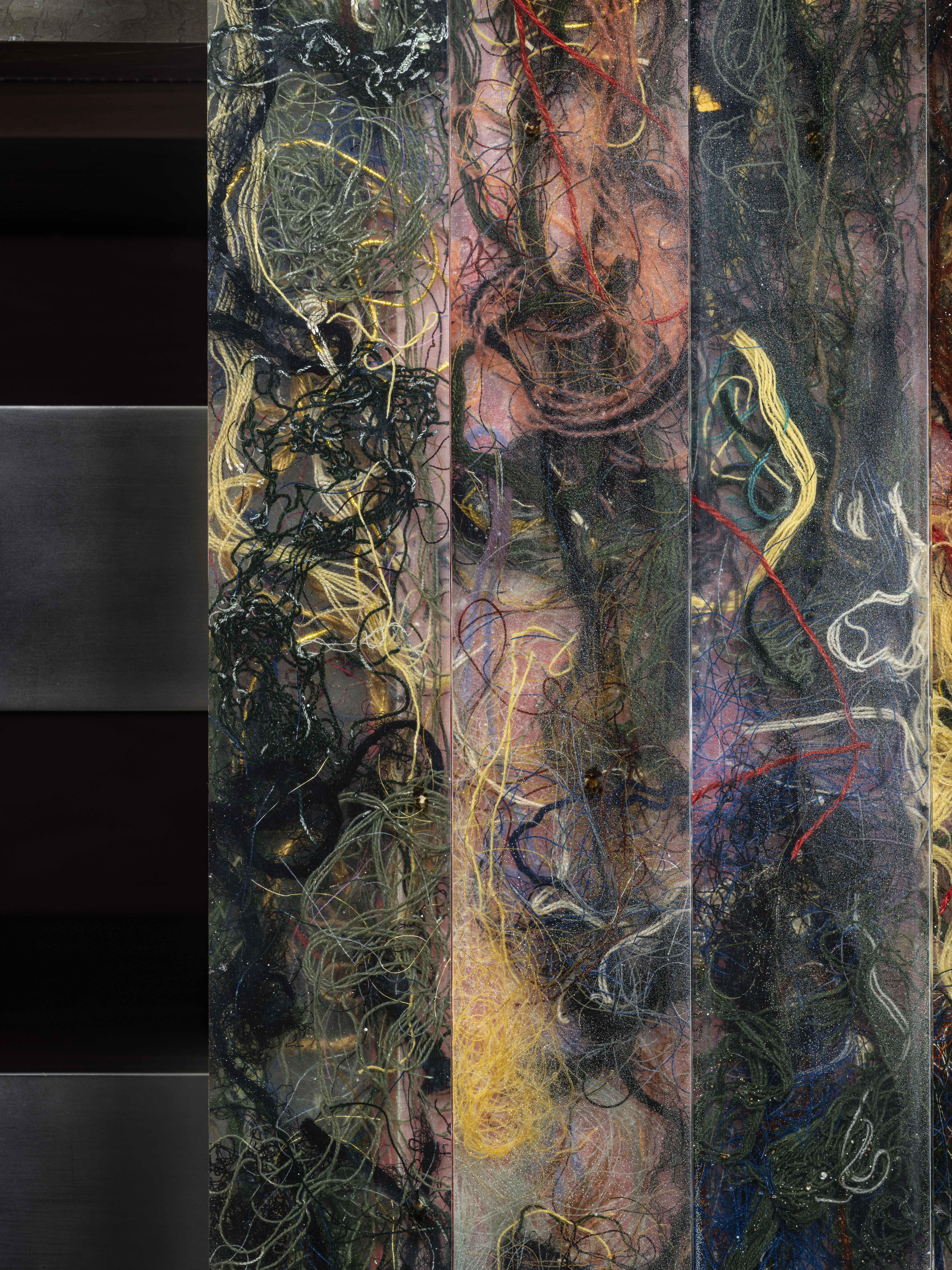 threads cast within resin