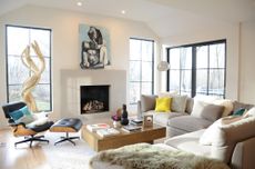 a fresh, neutral and modern living room, one of the biggest decorating trends right now