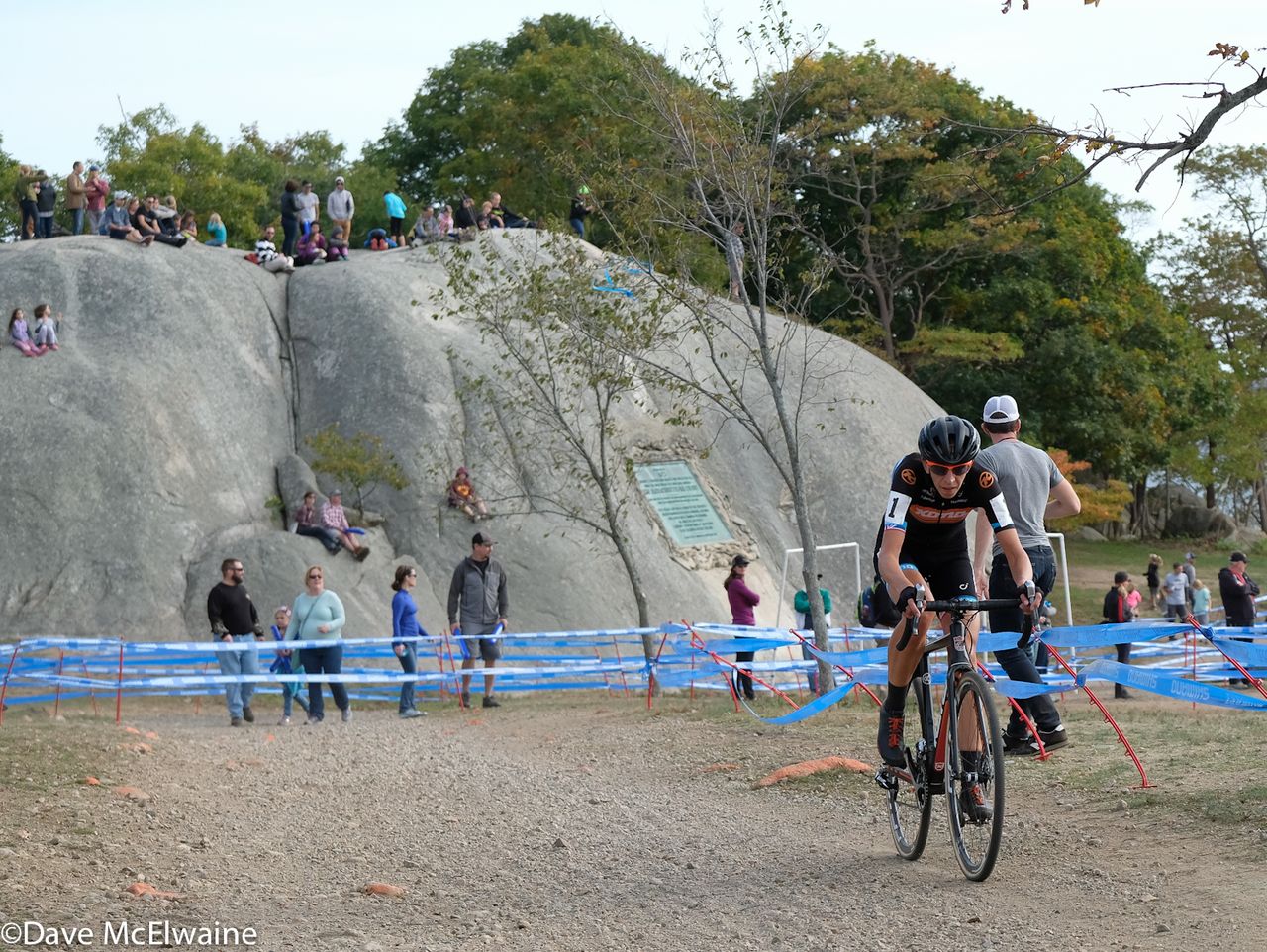 Helen Wyman (Kona) riding past Tablet Rock for the last time in the contest