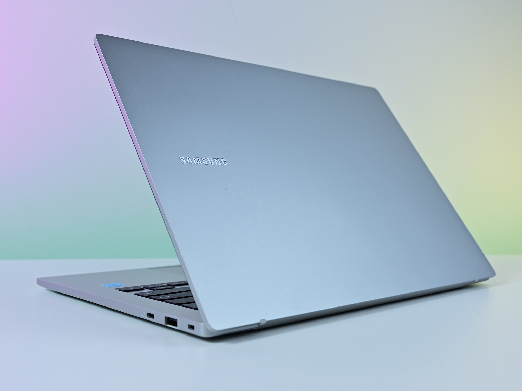 The Samsung Galaxy Book Go is a new PC that might be launching soon -   News