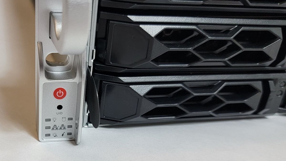 Server