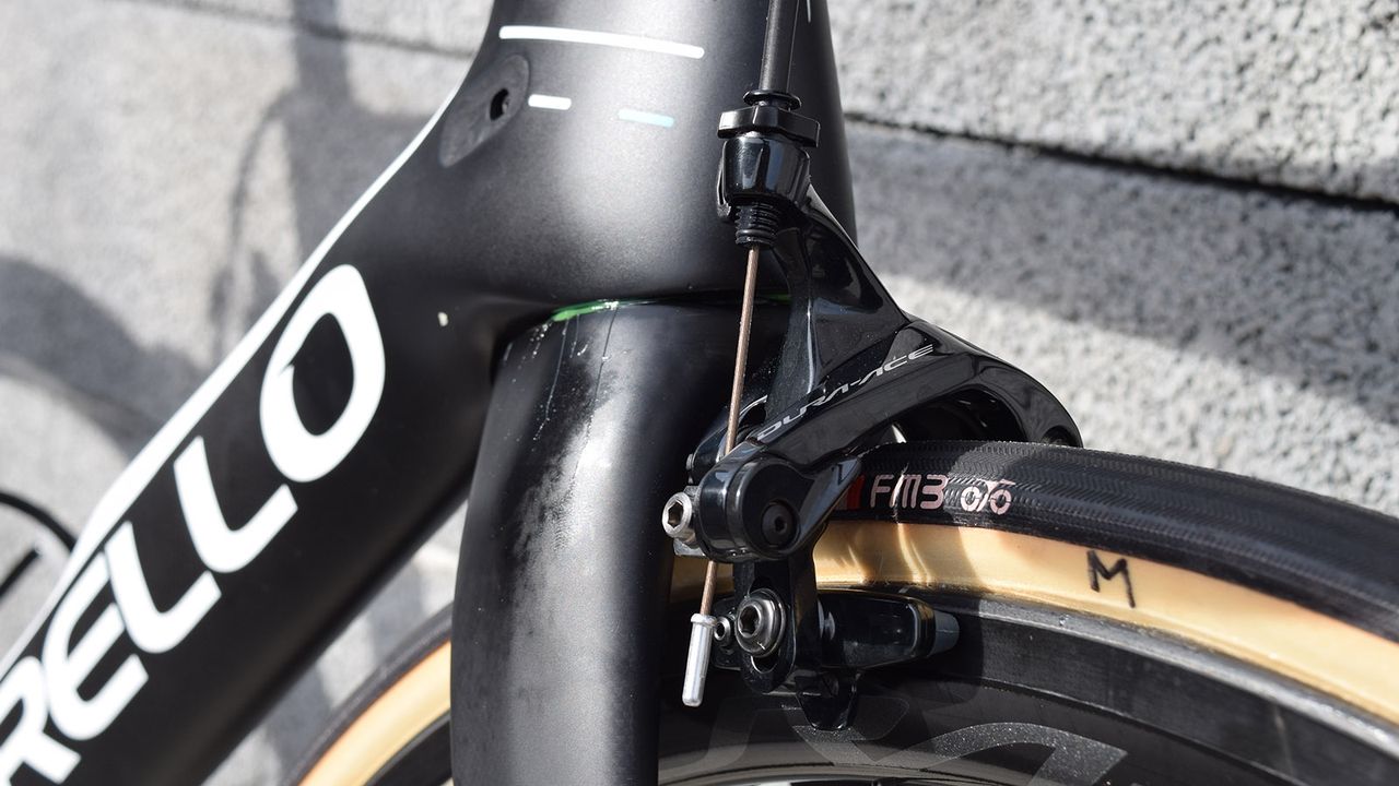 A look at the Shimano Dura-Ace R9100 front brake