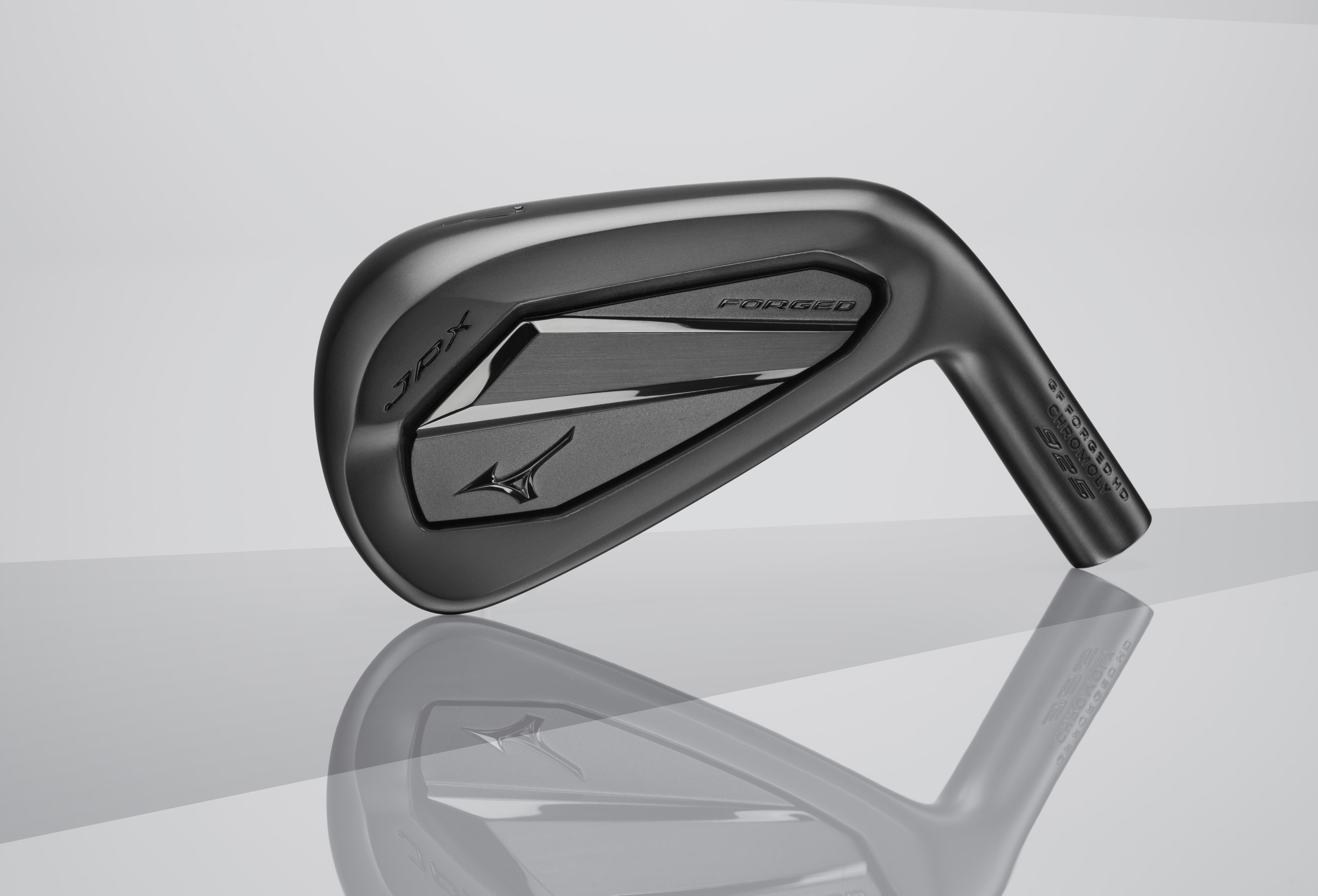 A Mizuno JPX925 Forged Black iron head