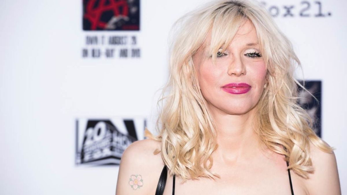 Courtney Love Escapes Paris Uber Protest Attack Louder