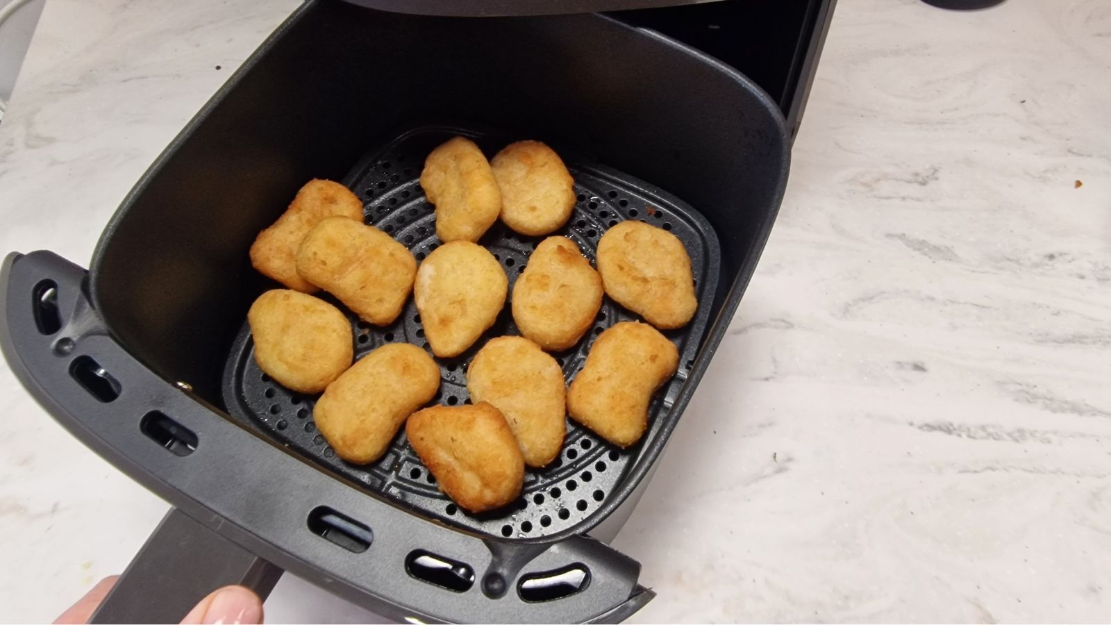 Instant Compact 3.8L Air Fryer