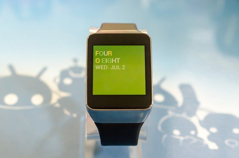 Fans of minimalism will like the Text watch face.