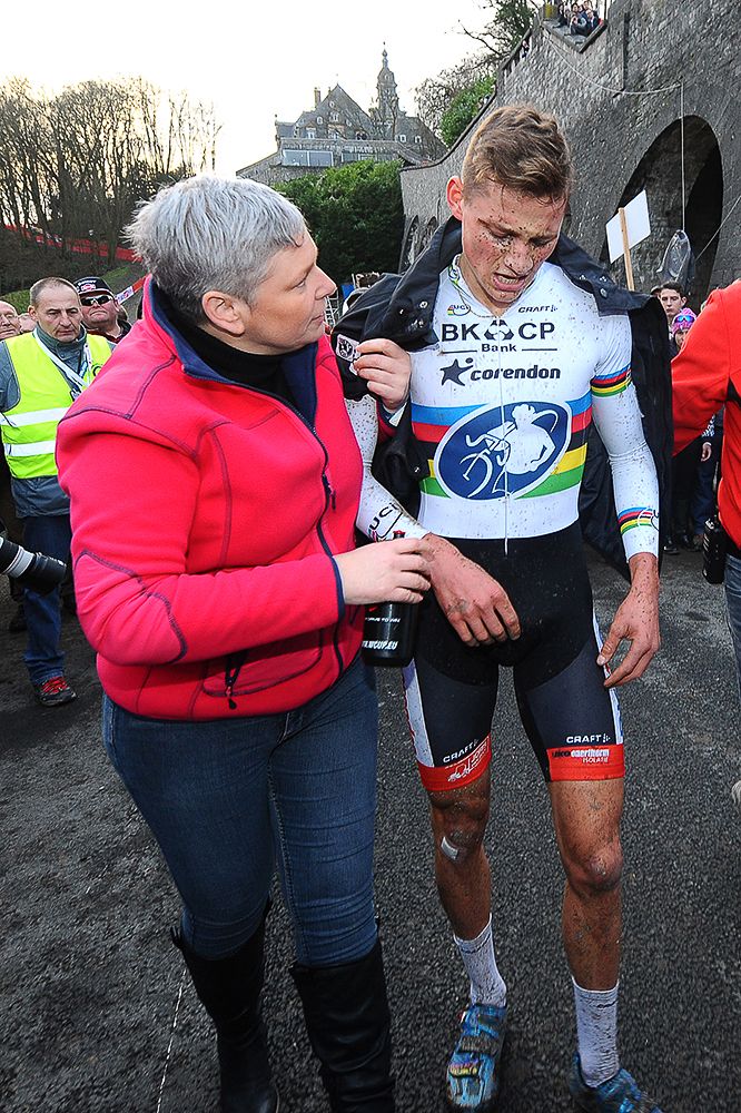 Mathieu van der Poel shows the pain of his effort in Namur.