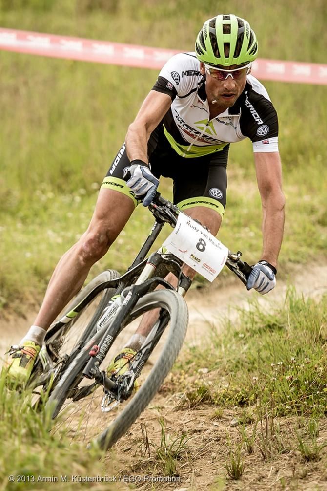 Rudi van Houts (Multivan Merida)