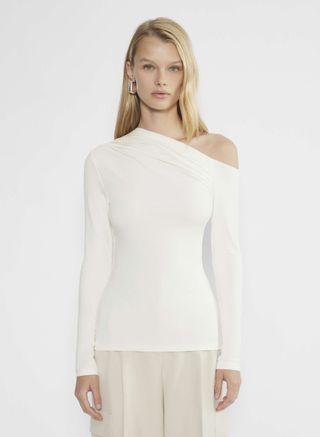 Aritzia, Babaton Citywide Top