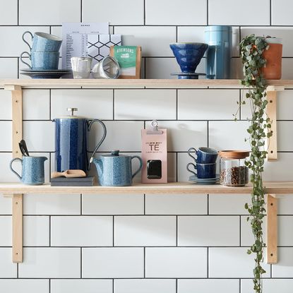 wall mounted wooden shelf