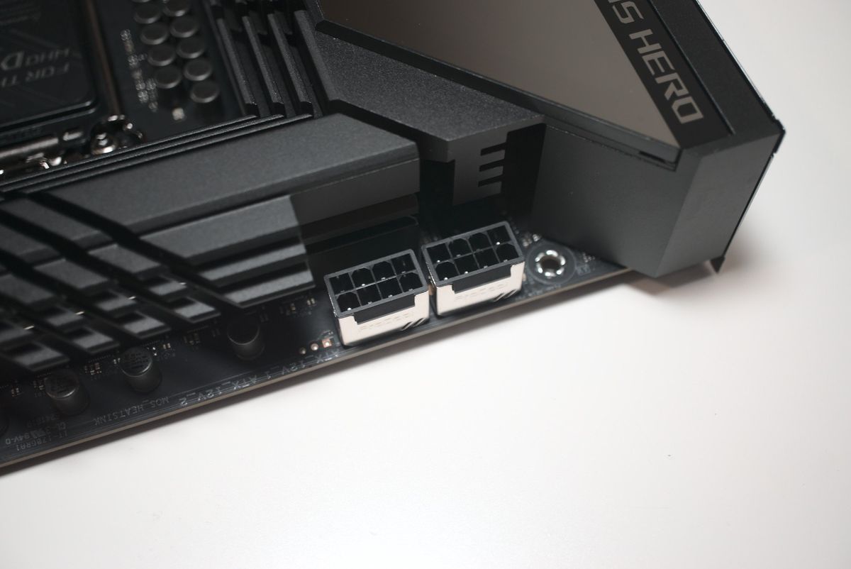 ASUS ROG Maximus Z690 Hero