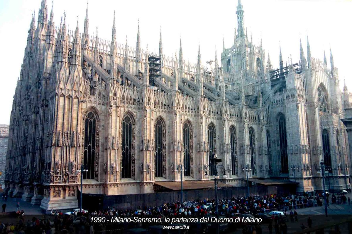 The start of the 1990 Milan-San Remo in the shadows of the Milan Duomo