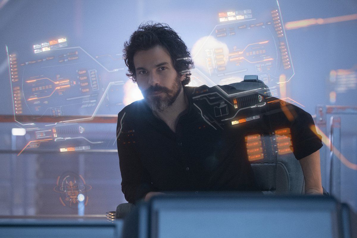 Santiago Cabrera as Rios