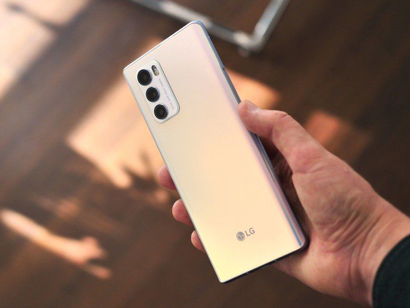 LG Wing