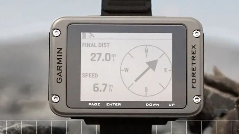 801 for Advnture 901 wearable and launches Garmin Foretrex hands-free sat-navs hiking |