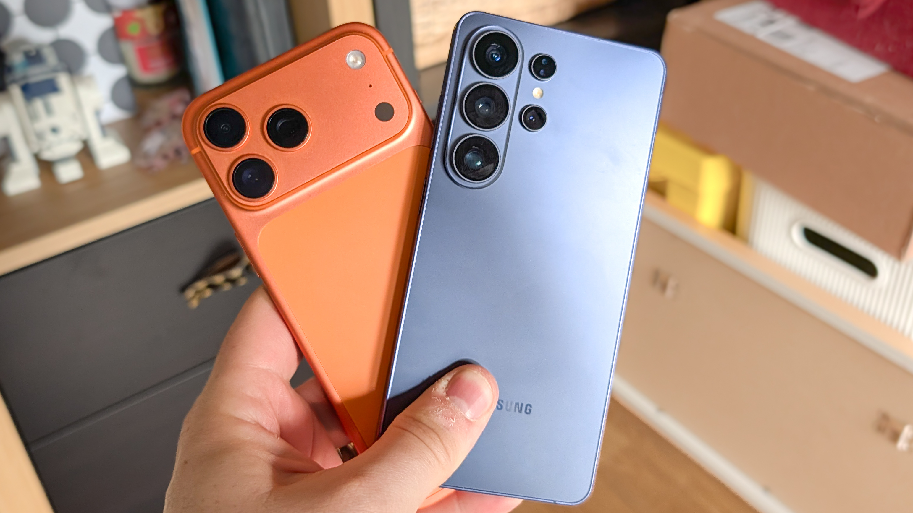 iphone 17 pro max vs samsung galaxy s26 ultra