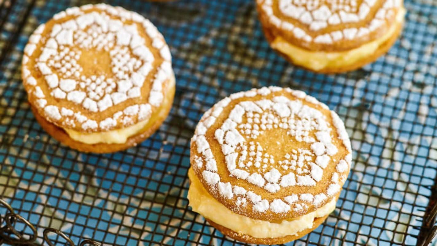 Lemon meringue cookies recipe