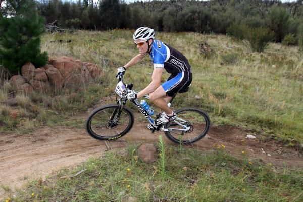Brad Morton in first among the veteran men