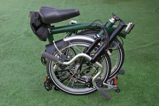 How to travel with a folding bike
